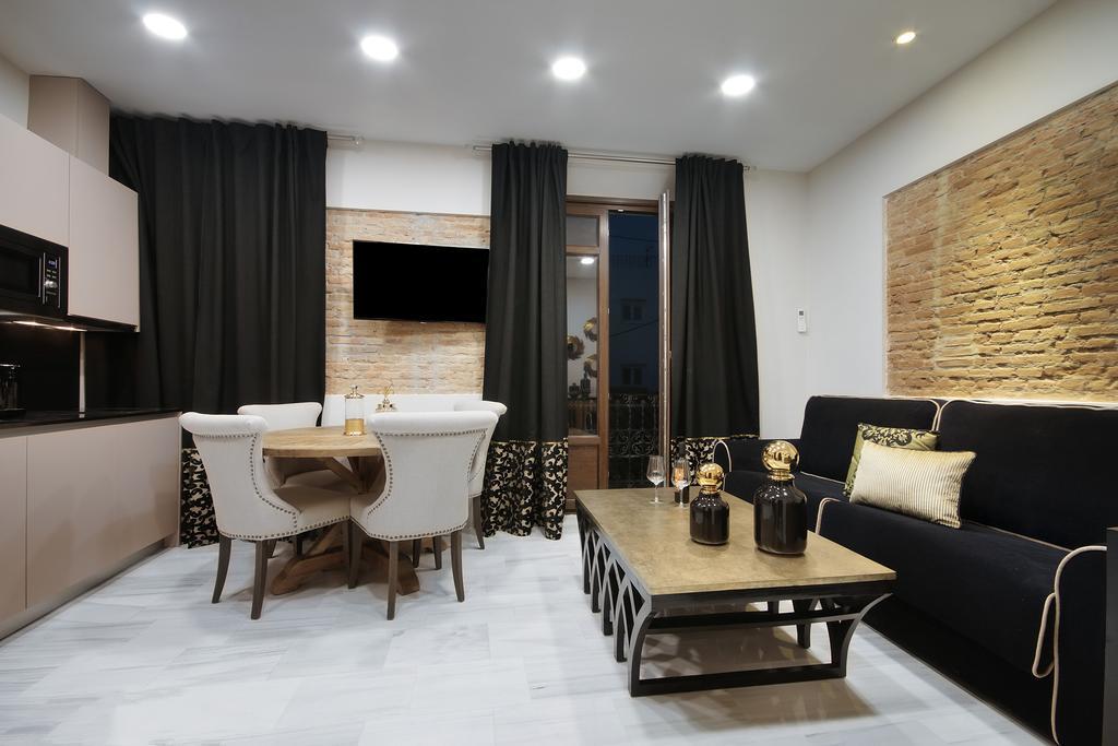 Suites Gran Via Capilla Real Granada Buitenkant foto