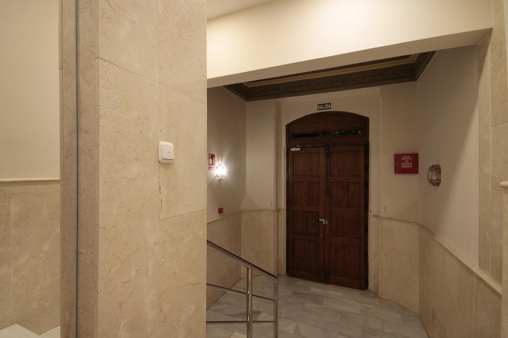 Suites Gran Via Capilla Real Granada Buitenkant foto