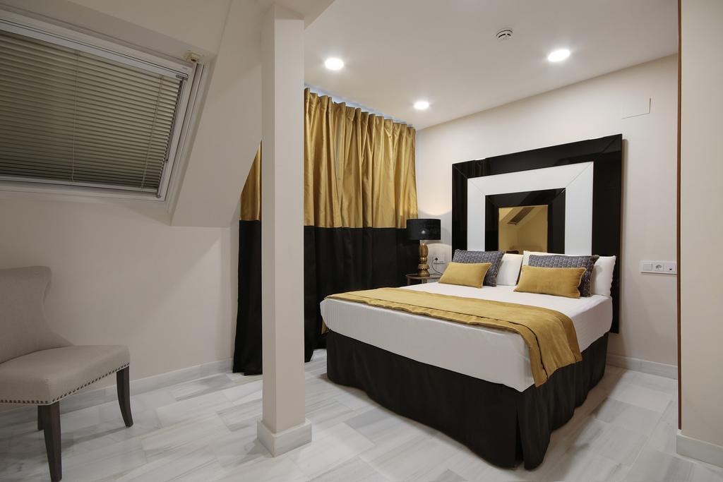 Suites Gran Via Capilla Real Granada Buitenkant foto