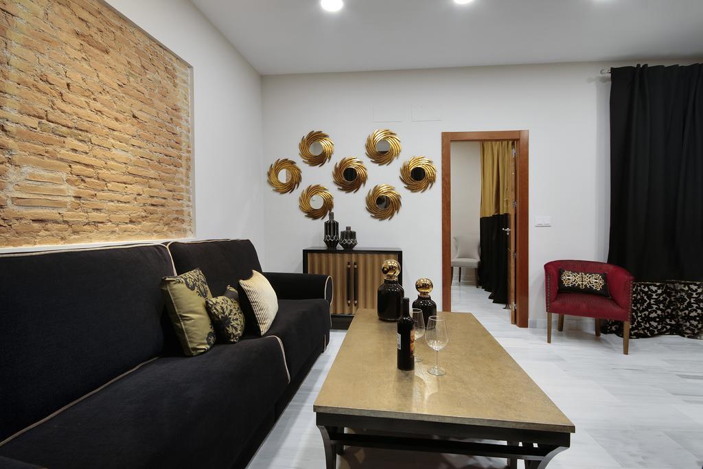 Suites Gran Via Capilla Real Granada Buitenkant foto