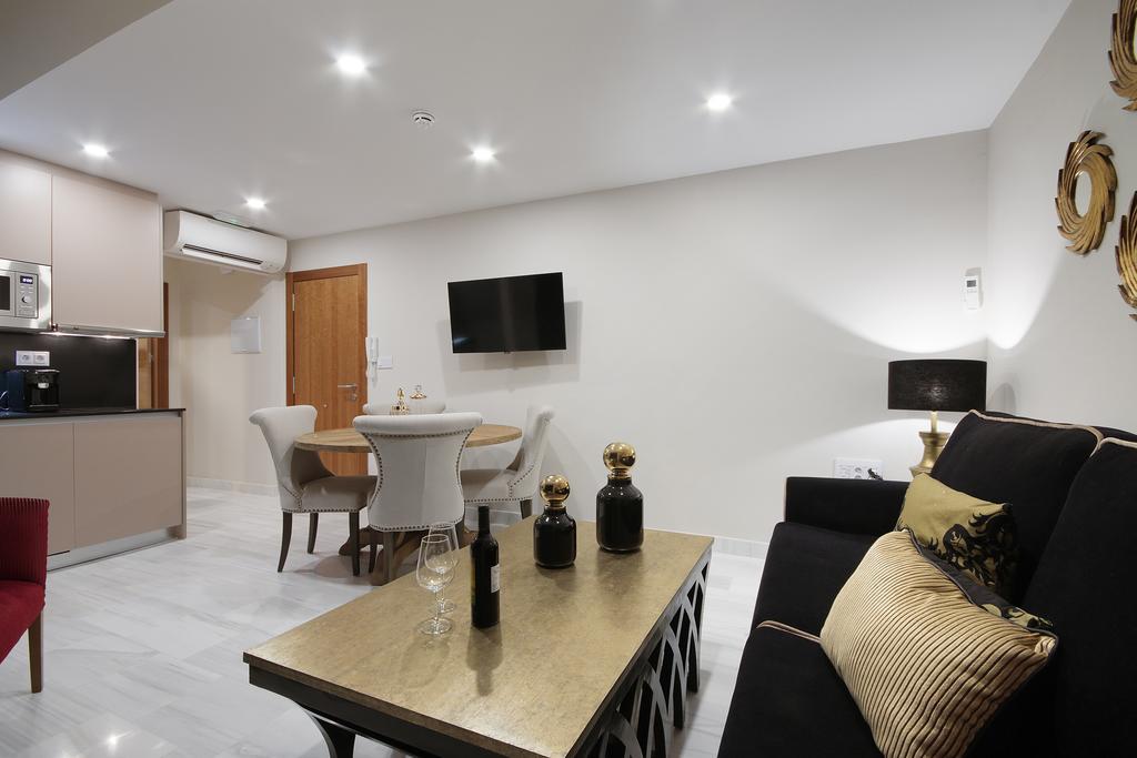 Suites Gran Via Capilla Real Granada Buitenkant foto